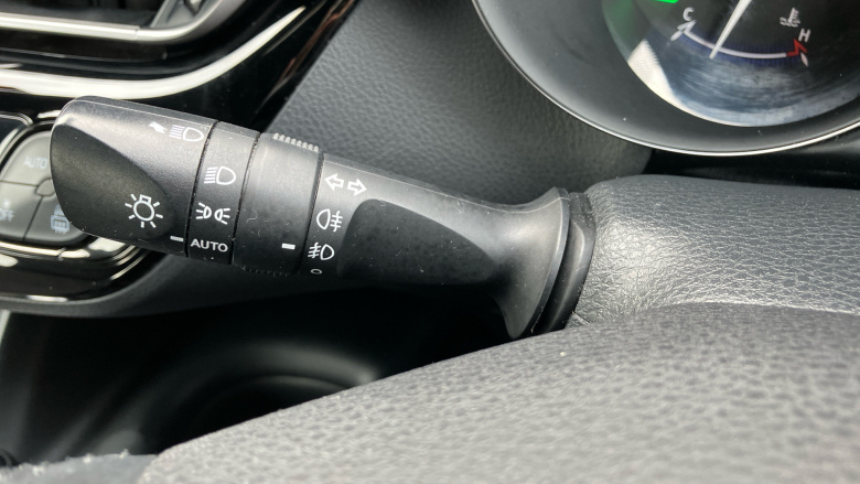 Toyota C-HR 1.8 Hybrid Icon 5dr CVT Hybrid Hatchback